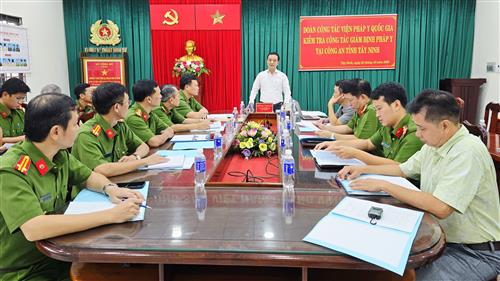 ĐOÀN CÔNG TÁC CỦA VIỆN PHÁP Y QUỐC GIA KIỂM TRA CÔNG TÁC PHÁP Y TẠI TỈNH TÂY NINH